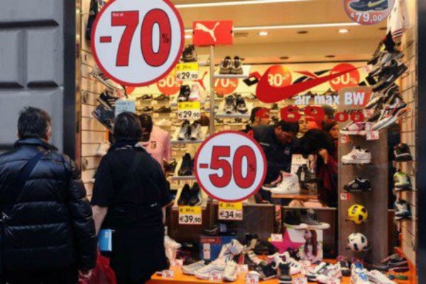 Acquisti  natalizi, alcuni consigli  di  Federconsumatori Parma