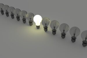 Energia elettrica: la modifica della modifica del contratto. Tentativi di aggirare la legge e aumenti al KW pari a sette volte i costi odierni